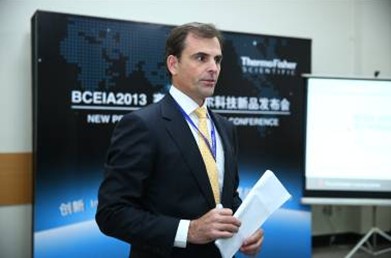 賽默飛中國總裁兼全球環境和過程監測業務總裁邁世福先生出席新品發布會